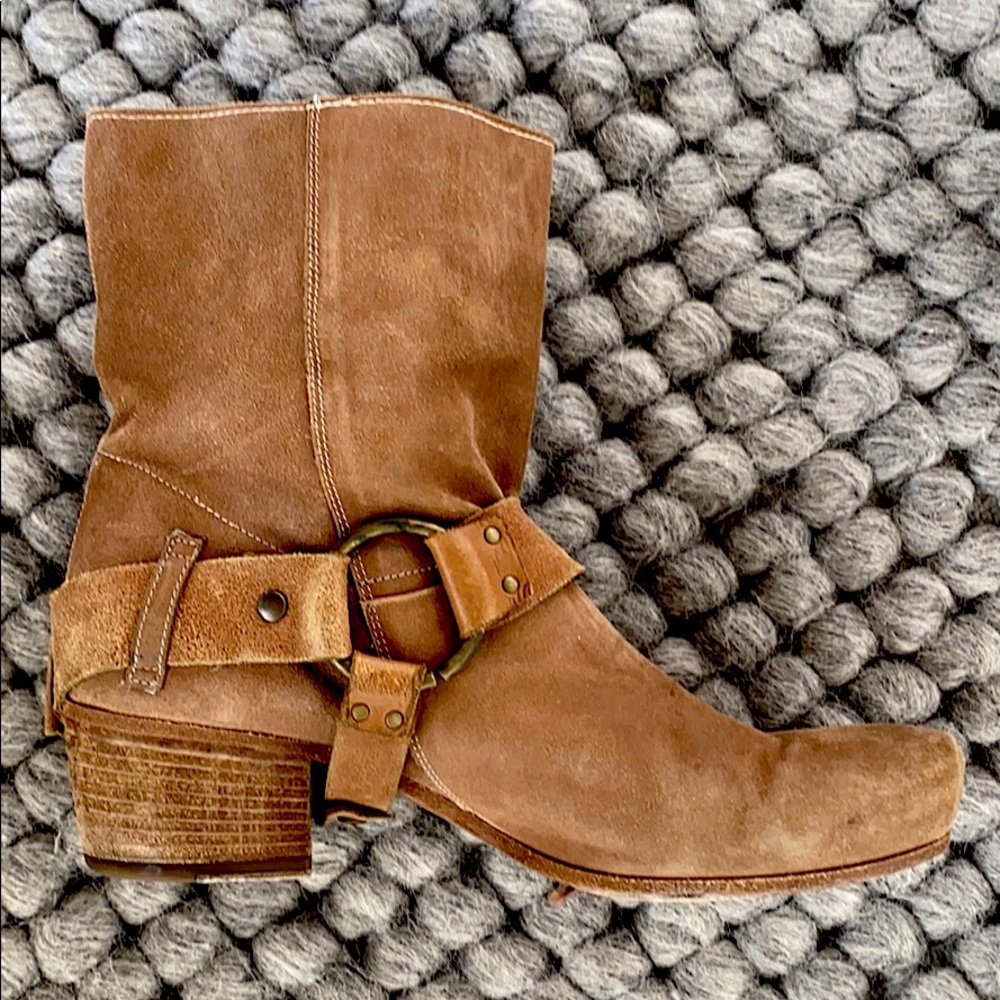 Vic Matie Medium Suede Biker Boot